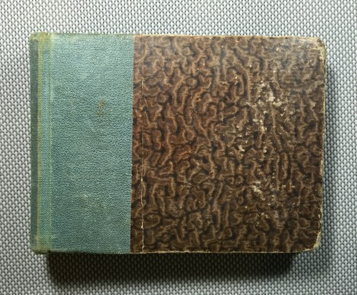 Antico piccolo libro porta - piccolo,